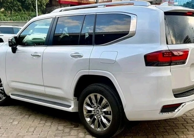 2022 LAND CRUISER ZX