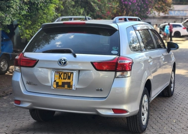 Toyota Filder hybrid 2019