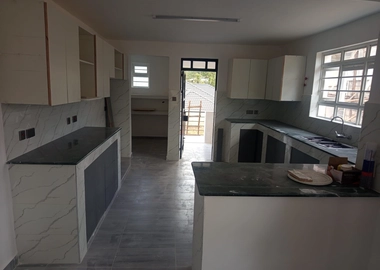 4 bedroom mansionnette in ngong