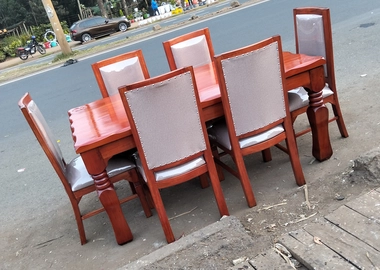Stylish 6-Seater Wooden Dining Set