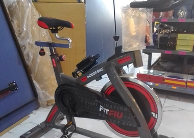 New arrival spinning bike