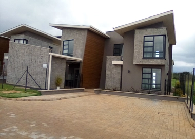 4-Bedroom Townhouse to Let in Tilisi