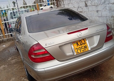 KDJ Mercedes Benz E250