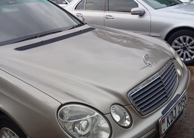 KDJ Mercedes Benz E250