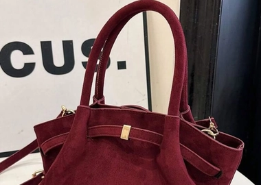 Velvet tote bag
