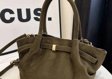 Velvet tote bag