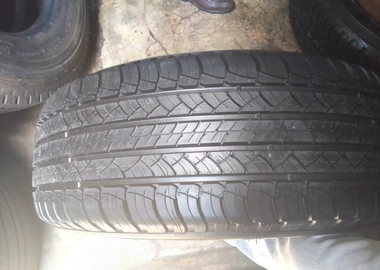 265/65R17 Michelin tyres