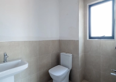 Studios, 1, 2 & 3 Bedroom Apartments for Sale in Rossyln