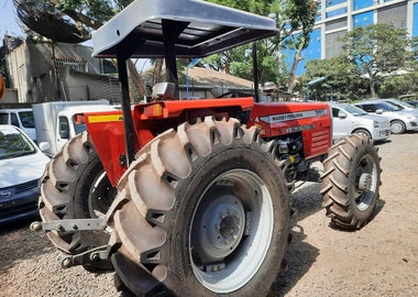 Massey Ferguson 385