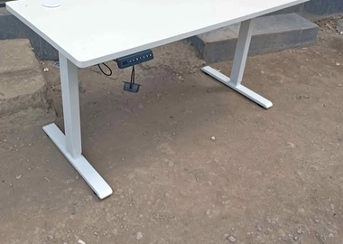 Electric office desk