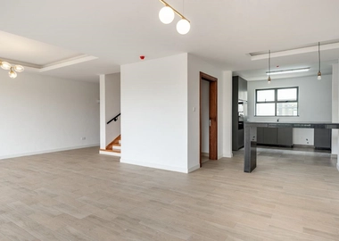 4 Bedroom Duplexes to Let in Rosslyn