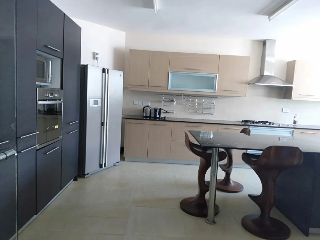 Executive Seaview 4 bedrooms Apartment For Rent in Nyali