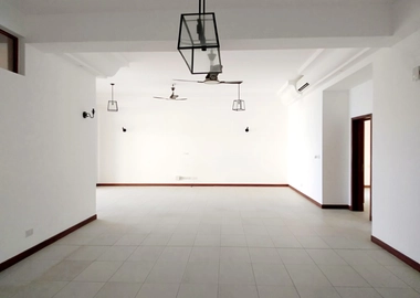 Executive 3 & 4 Bedrooms Beach Apartment For Rent in Nyali