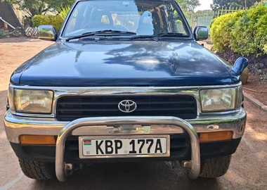 Toyota Hilux Surf 2005 Blue