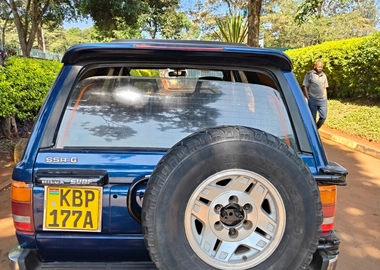 Toyota Hilux Surf 2005 Blue