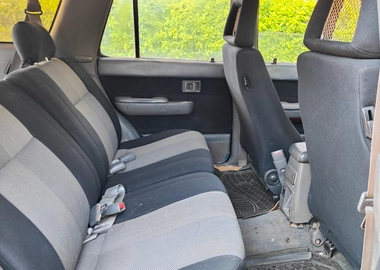 Toyota Hilux Surf 2005 Blue