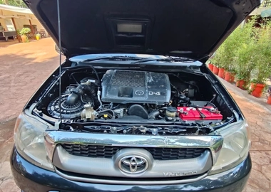 Toyota Hilux 2008 Black