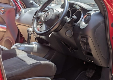 NISSAN jUKE