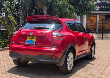 NISSAN jUKE