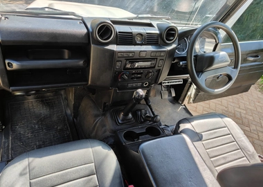 LANDROVER DEFENDER PUMA