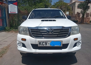 TOYOTA HILUX SINGLE CAB