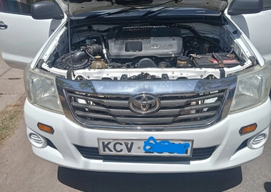 TOYOTA HILUX SINGLE CAB