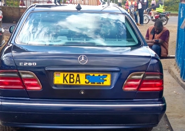 2000 Mercedes Benz E280 (W210)