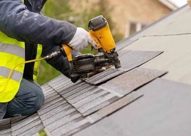 Roof repair service