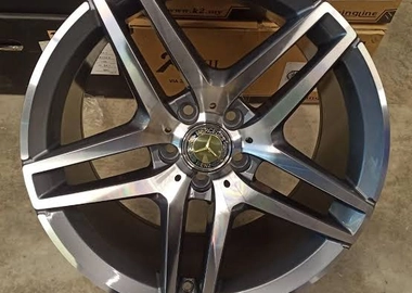 17 inches Mercedes Benz