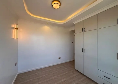 4 bedroom ensuite mansion