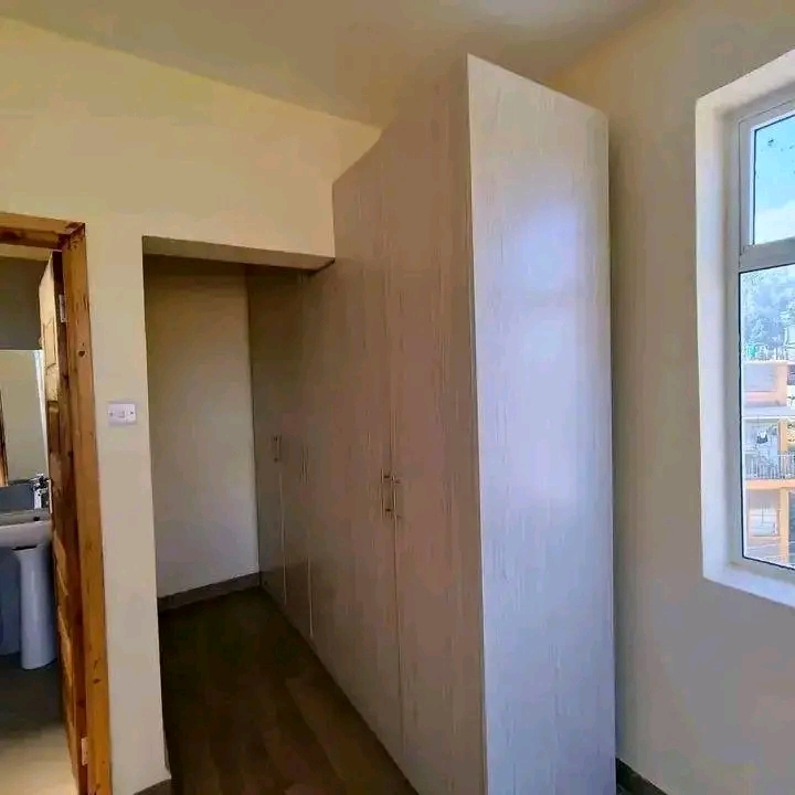 3bedroom to let in naivasha road