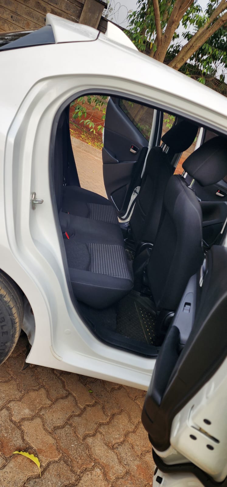 Mazda demio