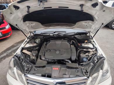 Mercedes E300