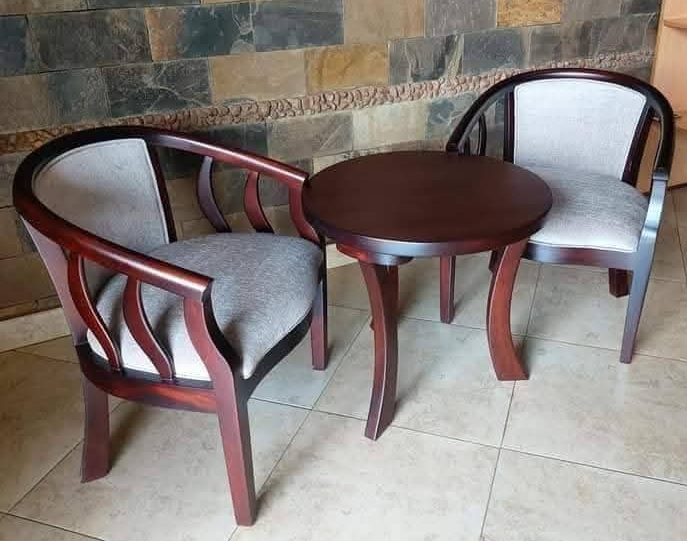 Classic Wooden Lounge Set – Comfort Meets Style