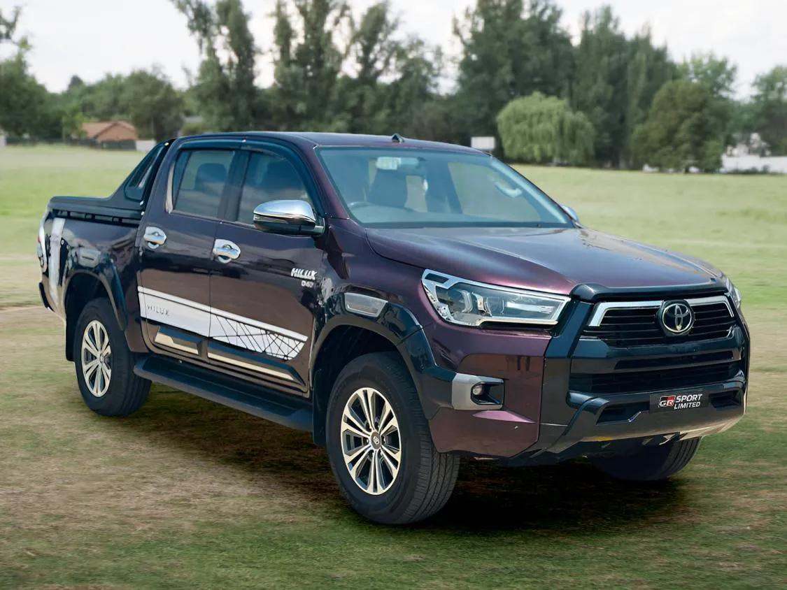 TOYOTA HILUX DOUBLE CABIN 2017