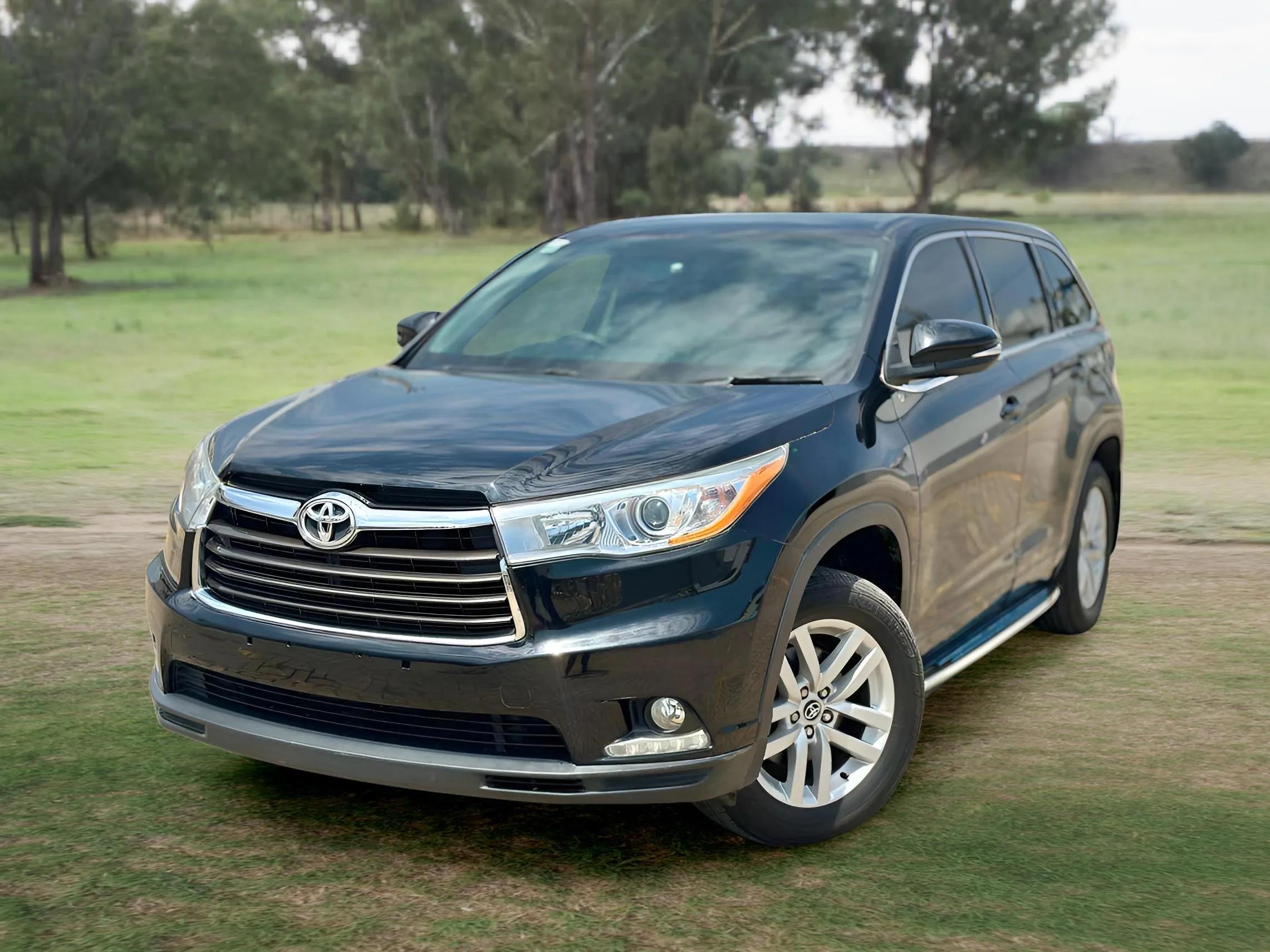 TOYOTA KLUGER