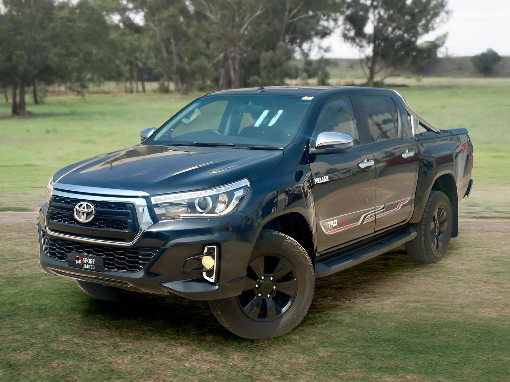 HILUX SR5