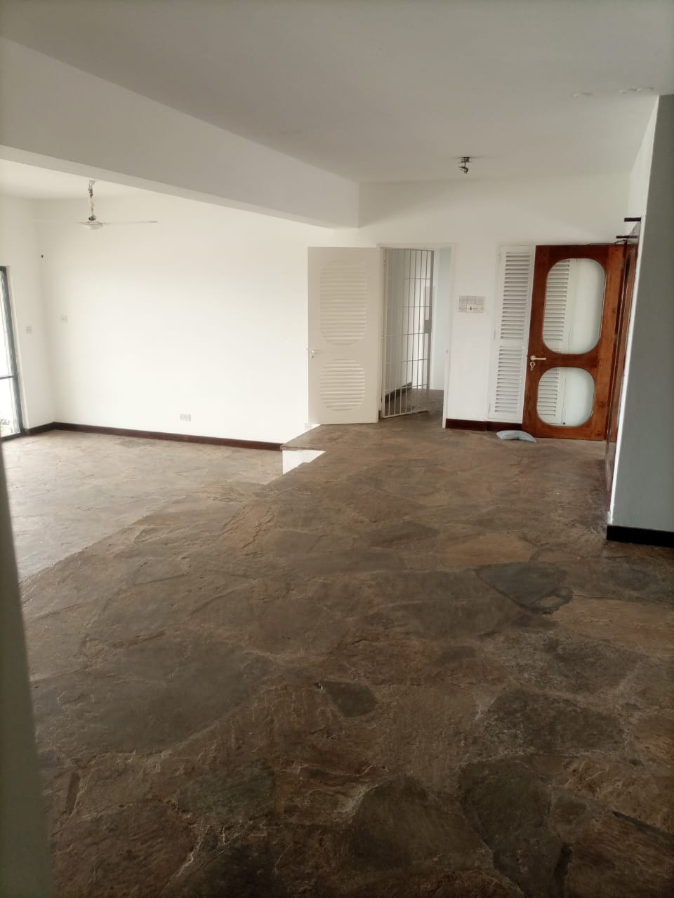 3 Bedroom Beachfront Bungalow for Rent in Nyali