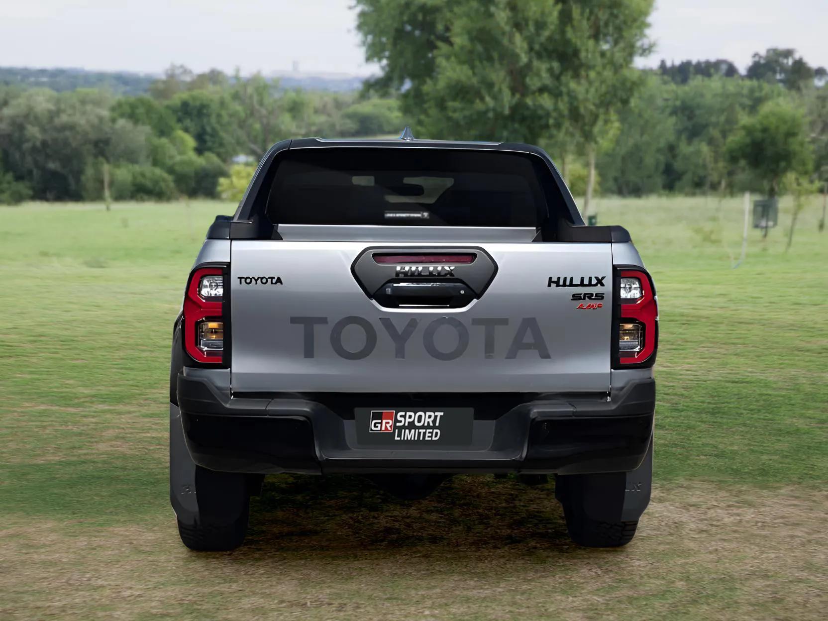 HILUX DOUBLE CABIN 2022