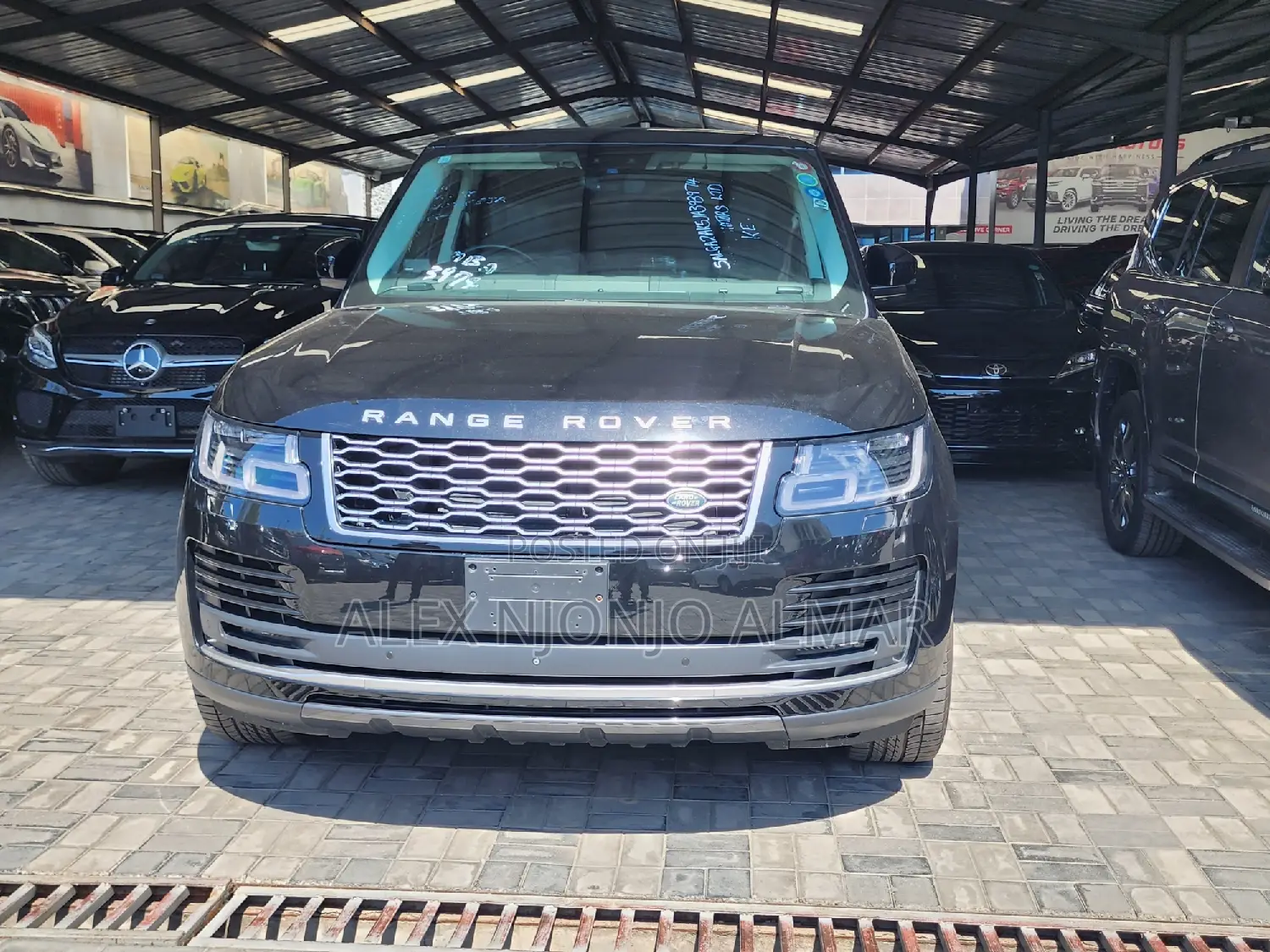 Land Rover Range Rover Vogue 2019 Black