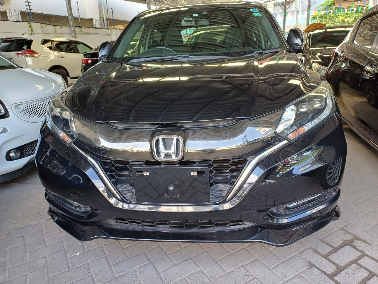 Honda Vezel Hybrid RS