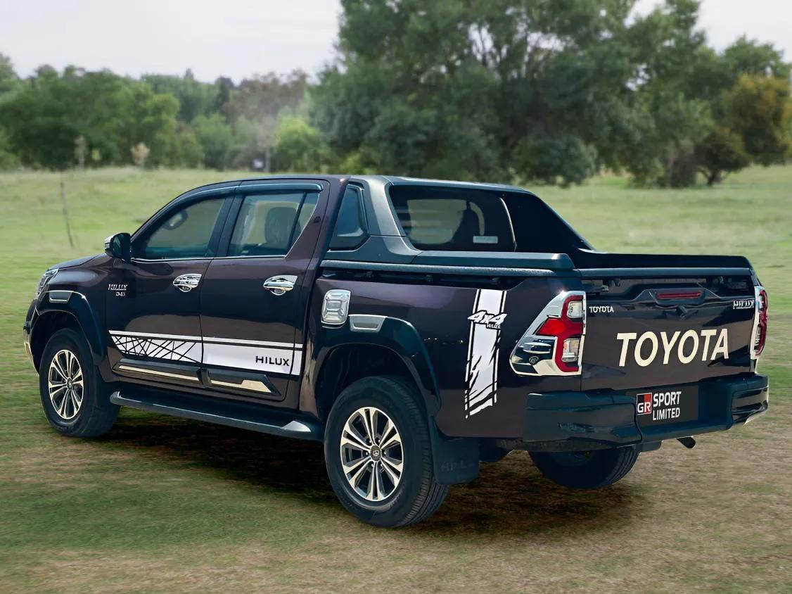 TOYOTA HILUX DOUBLE CABIN 2017
