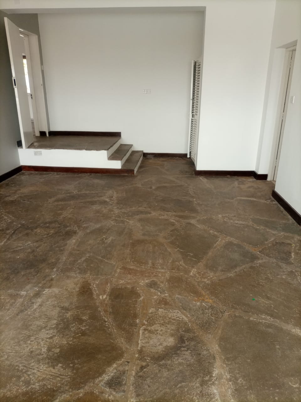3 Bedroom Beachfront Bungalow for Rent in Nyali