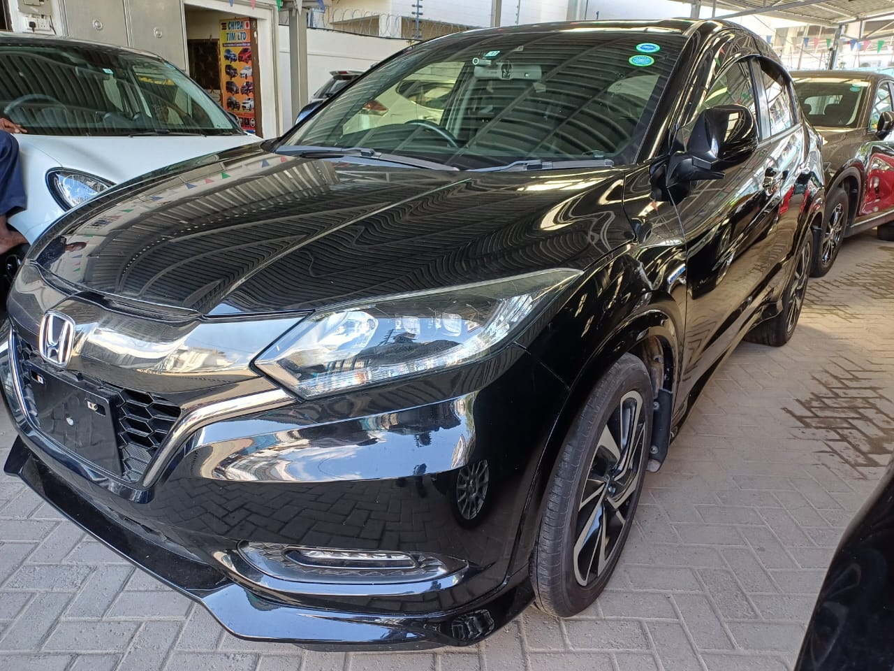 Honda Vezel Hybrid RS