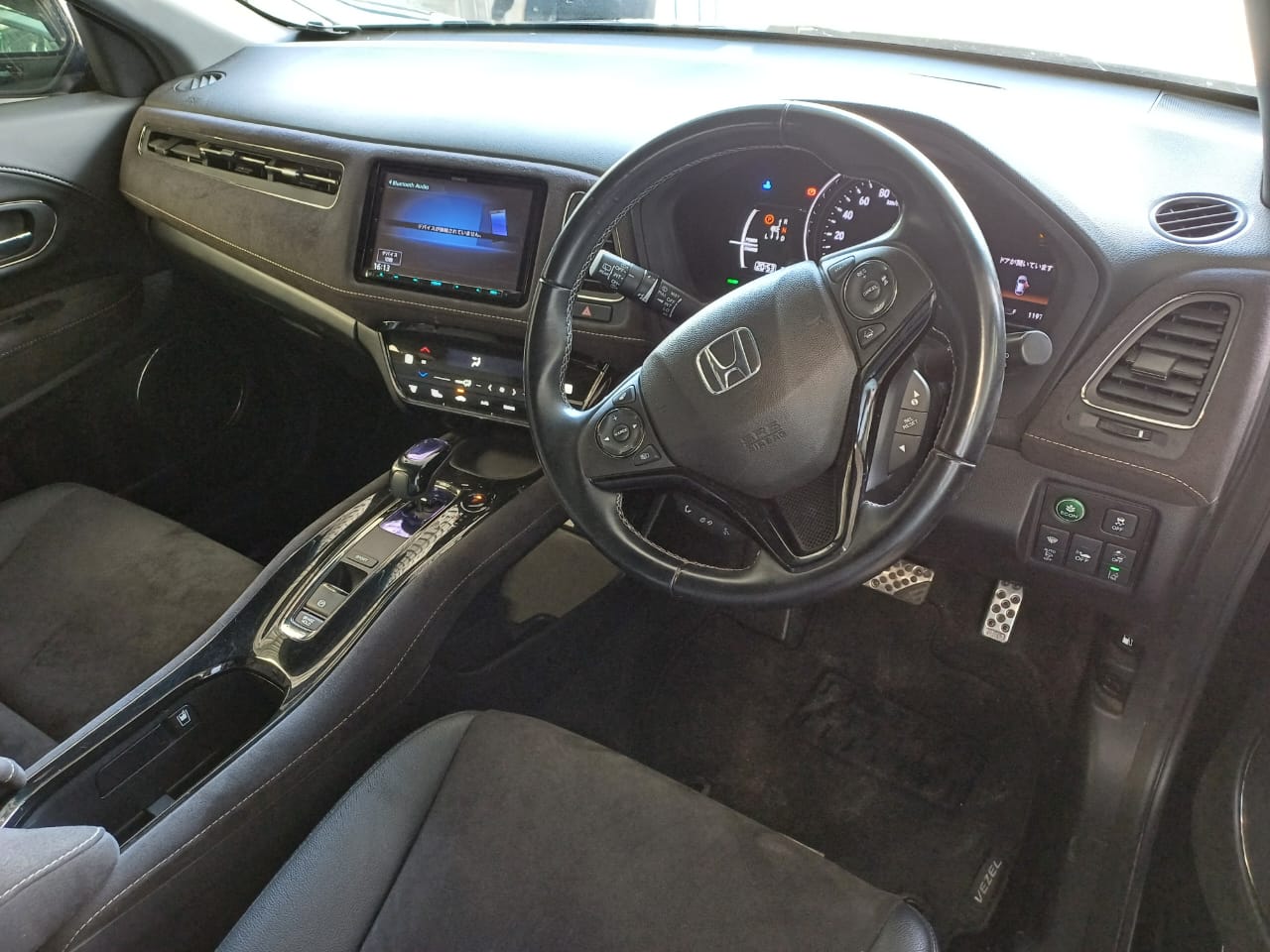 Honda Vezel Hybrid RS