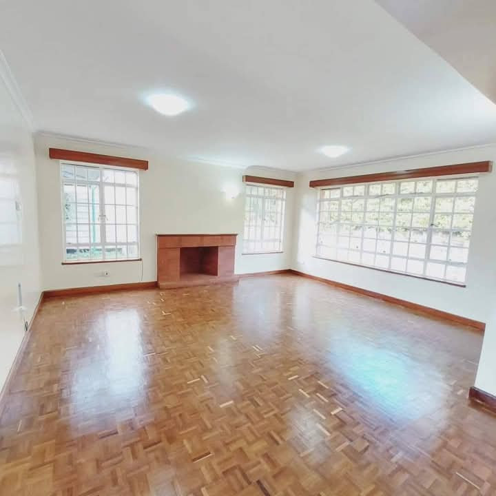 Executive mansion in Runda