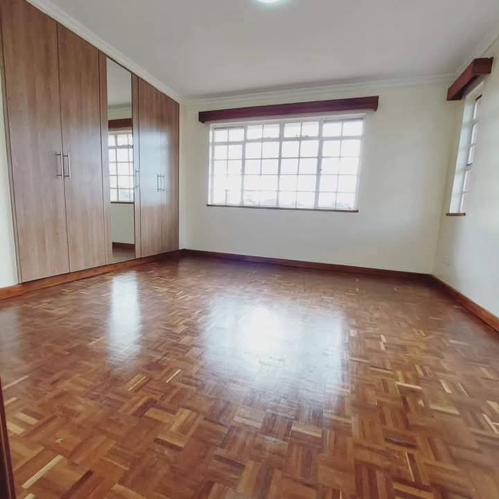 Executive mansion in Runda
