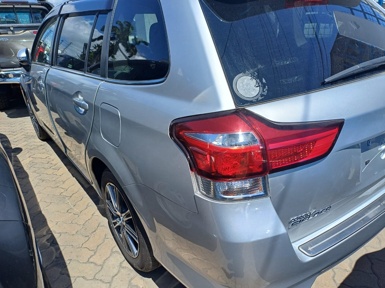 Toyota Fielder