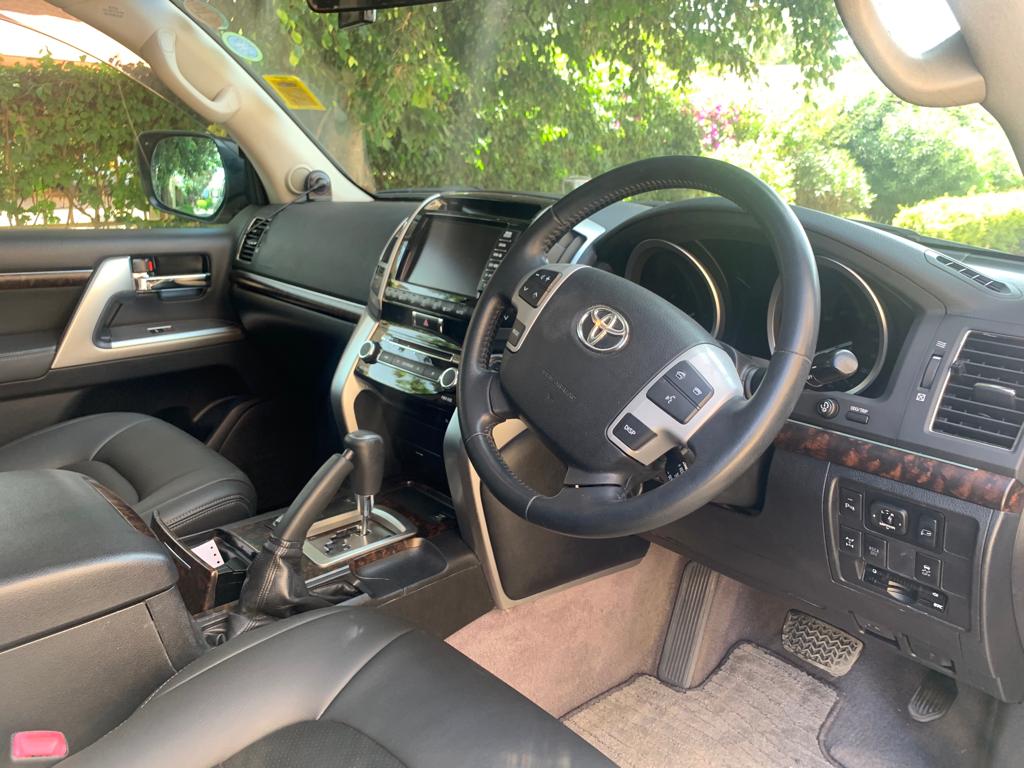 Toyota land cruiser