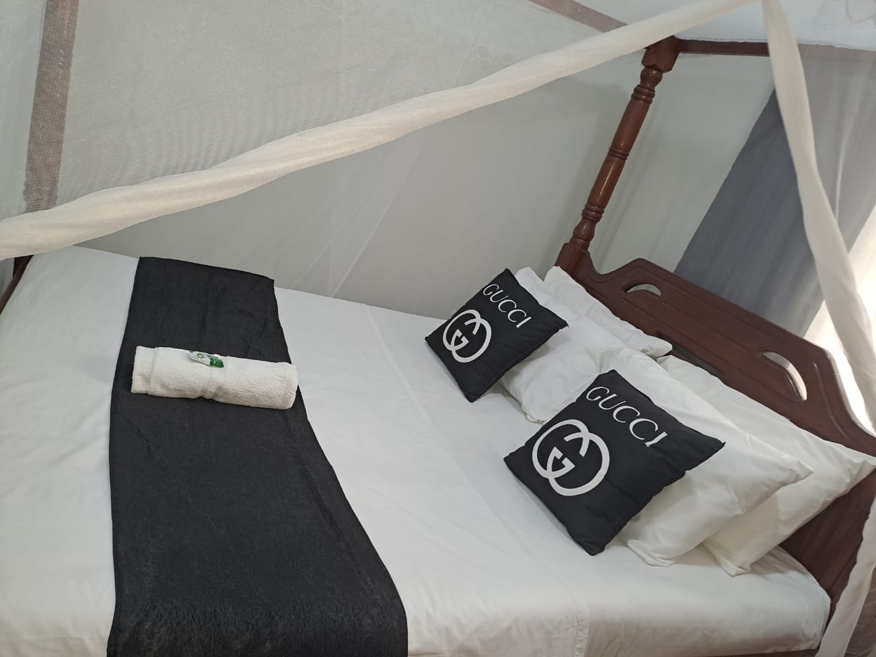 Airbnb